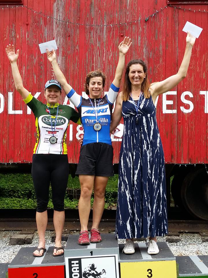 Ainhoa Perez-Diez wins the 45+ at the Shenandoah TT.